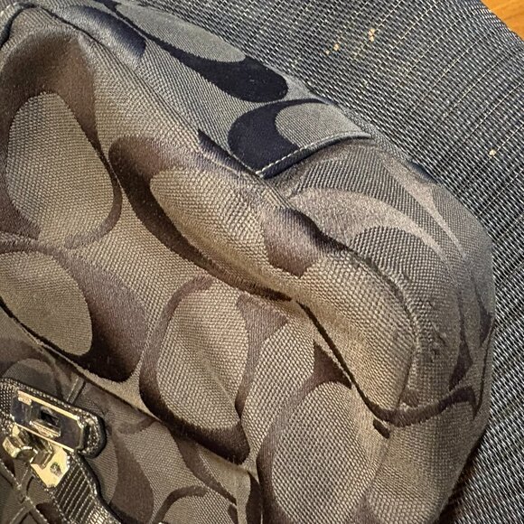 Coach Signature fabric satchel with leather trim - Picture 4 of 6